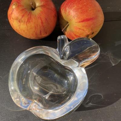 vide poche ou cendrier cristal en forme de pomme année 60